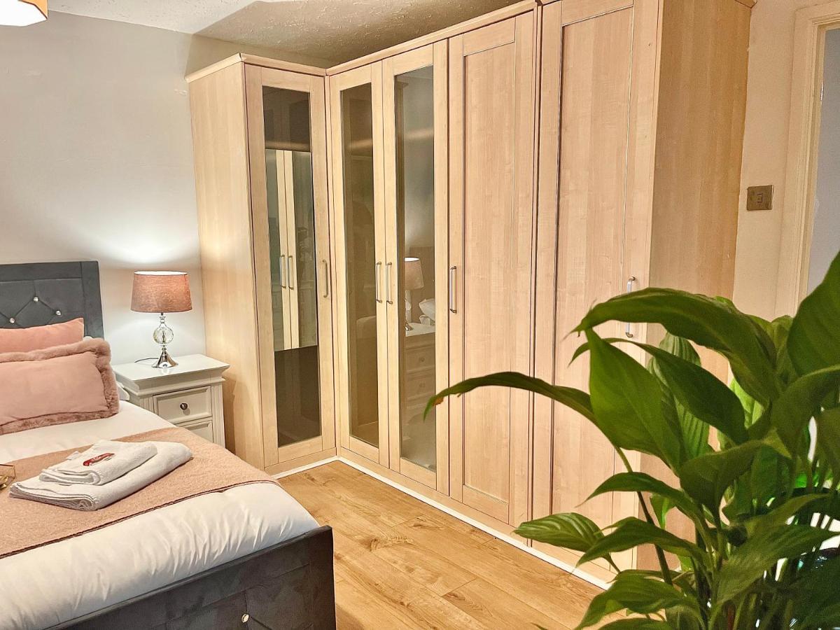 Penderi House Usk With Cymru Holidays ภายนอก รูปภาพ
