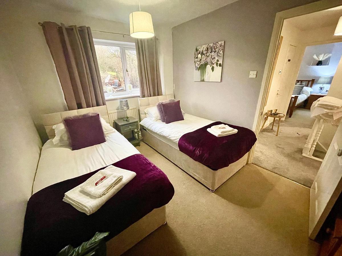 Penderi House Usk With Cymru Holidays ภายนอก รูปภาพ