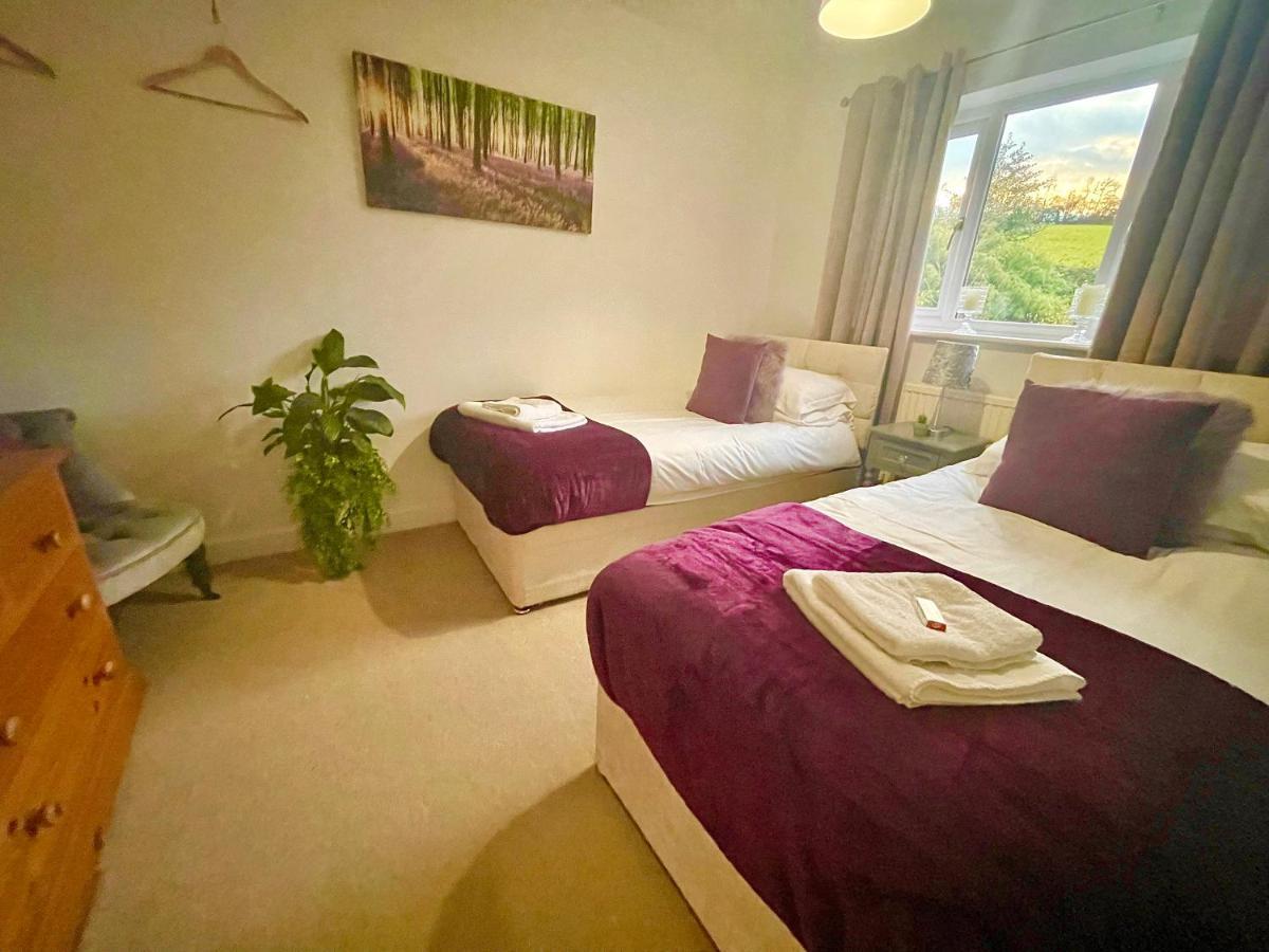 Penderi House Usk With Cymru Holidays ภายนอก รูปภาพ