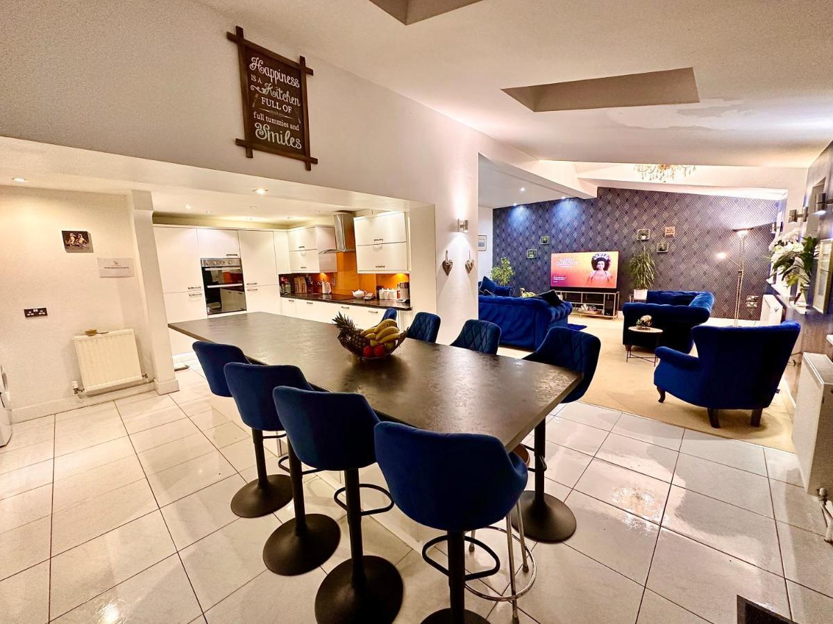 Penderi House Usk With Cymru Holidays ภายนอก รูปภาพ